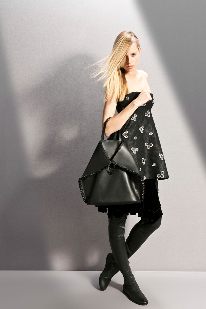 Giorgio Armani 2011����ϵ�и���ͼƬ