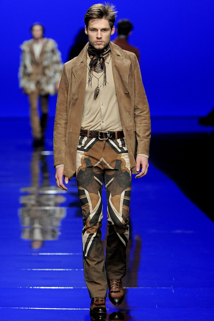 Roberto Cavalli 2011�ﶬ��װ����ͼƬ