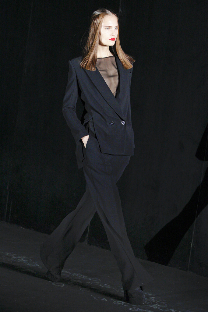Theyskens Theory 2011秋冬成衣