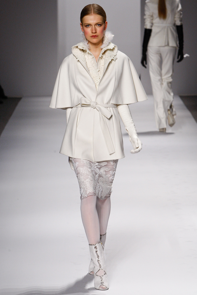 Elie Tahari 2011秋冬成衣