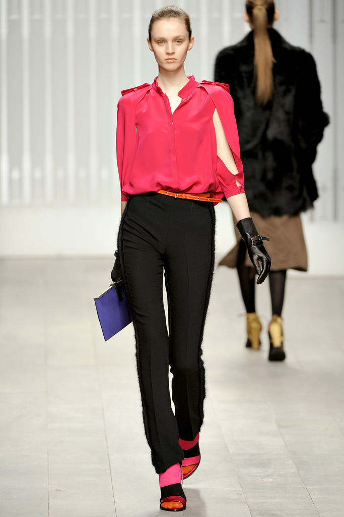 Jaeger London 2011秋冬成衣