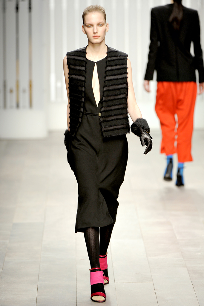 Jaeger London 2011秋冬成衣