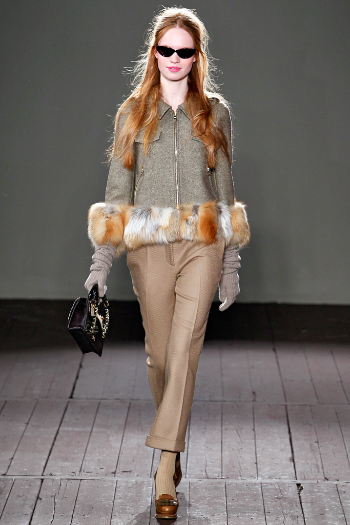 Moschino Cheap And Chic 2011�ﶬ���¸���ͼƬ