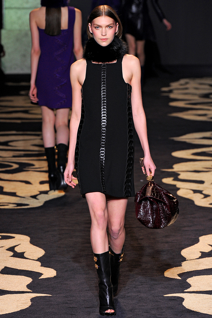 Versace 2011秋冬成衣