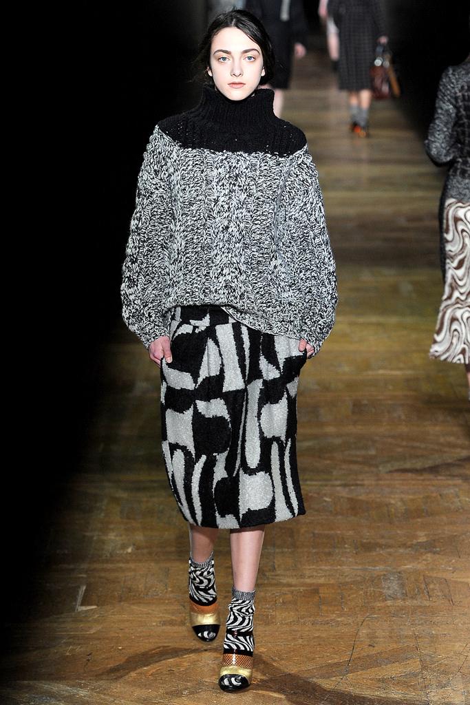 Dries Van Noten 2011秋冬成衣