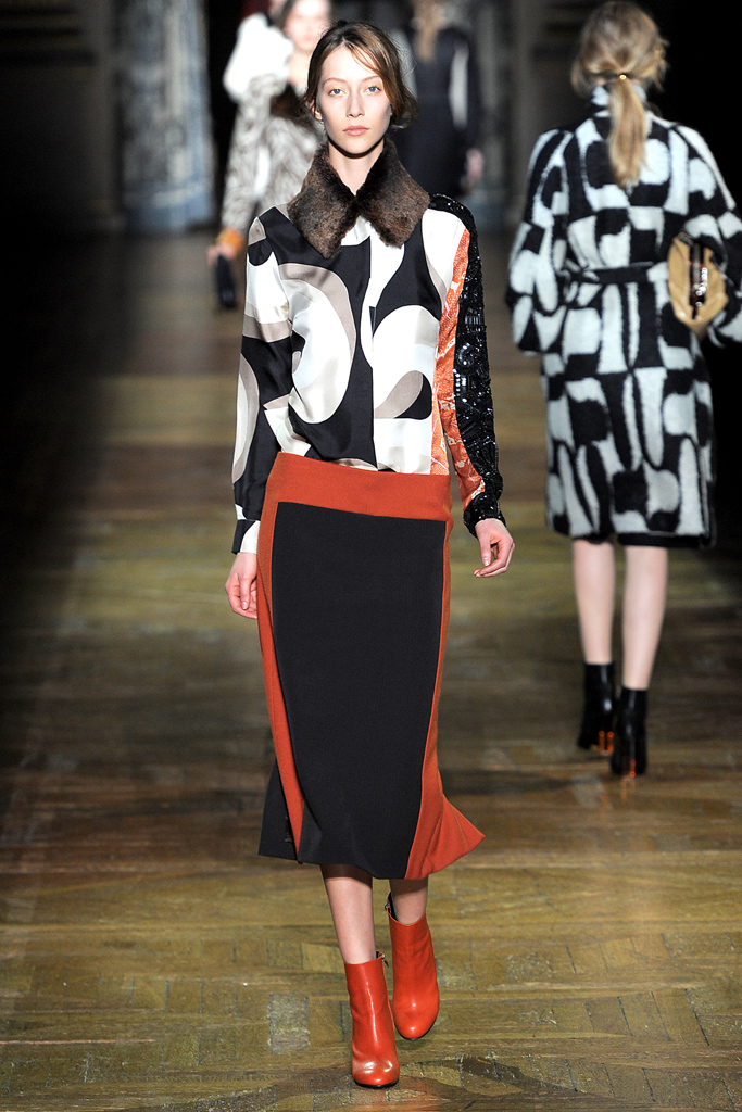 Dries Van Noten 2011秋冬成衣