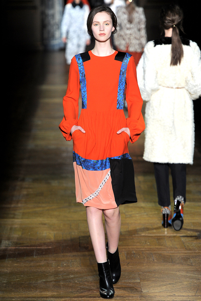 Dries Van Noten 2011秋冬成衣