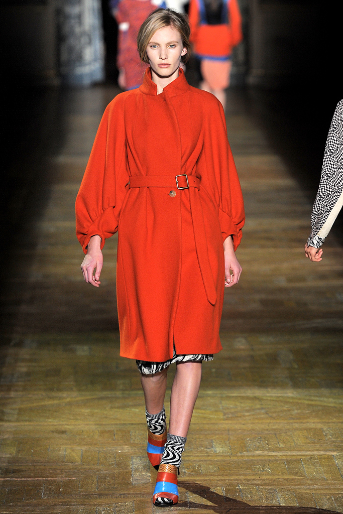 Dries Van Noten 2011秋冬成衣