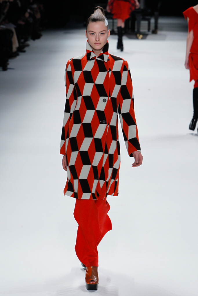 Issey Miyake 2011秋冬成衣