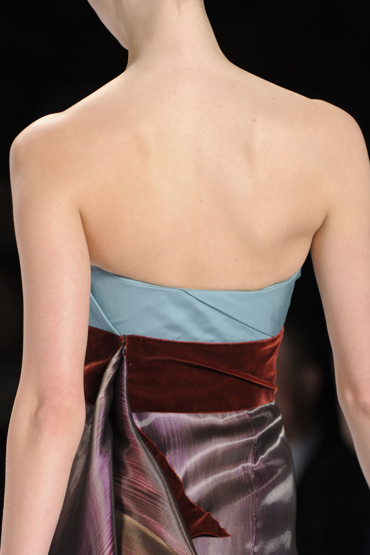 Carolina Herrera 2011�ﶬϸ�ڸ���ͼƬ