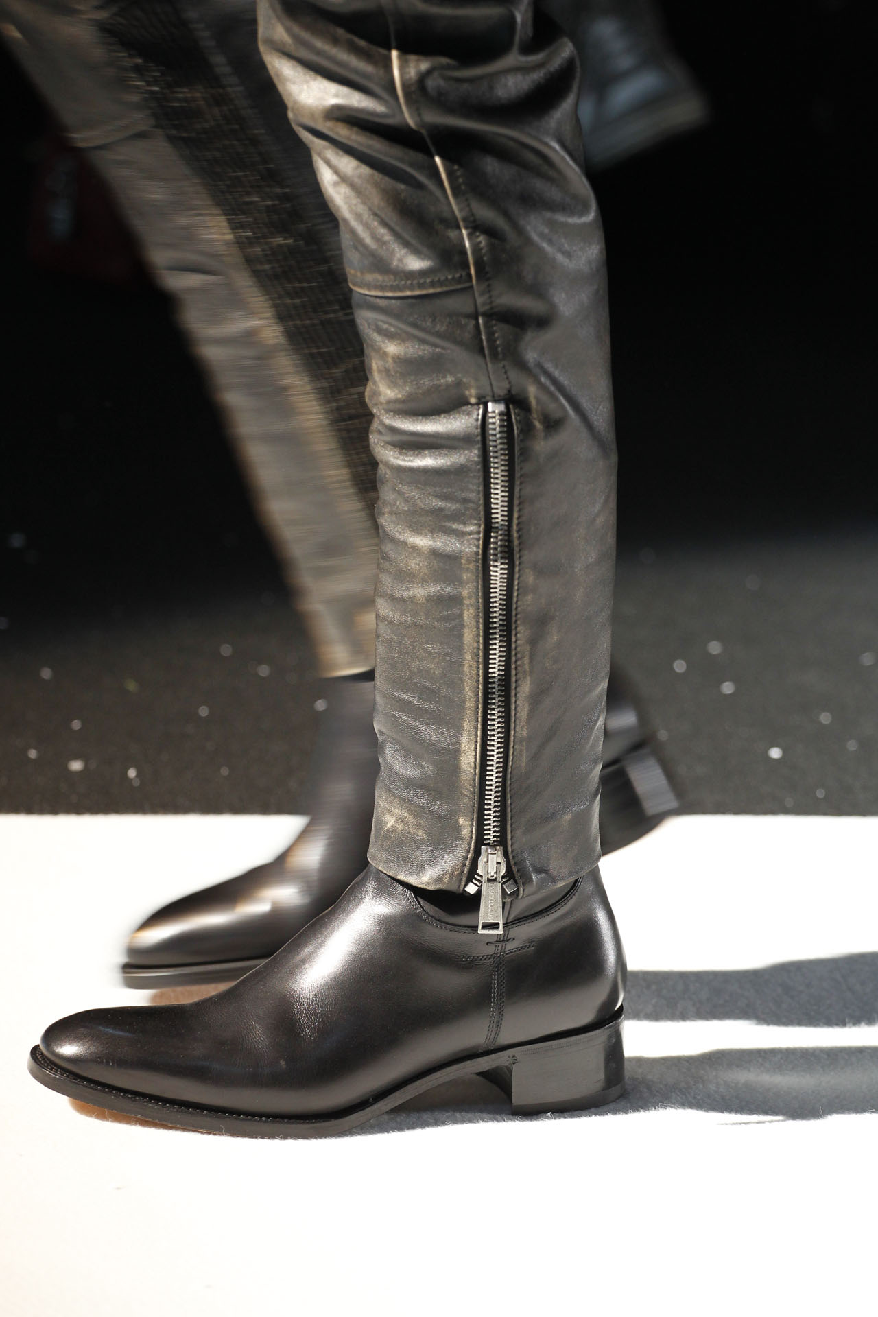 DSquared2 2011�ﶬϸ�ڸ���ͼƬ