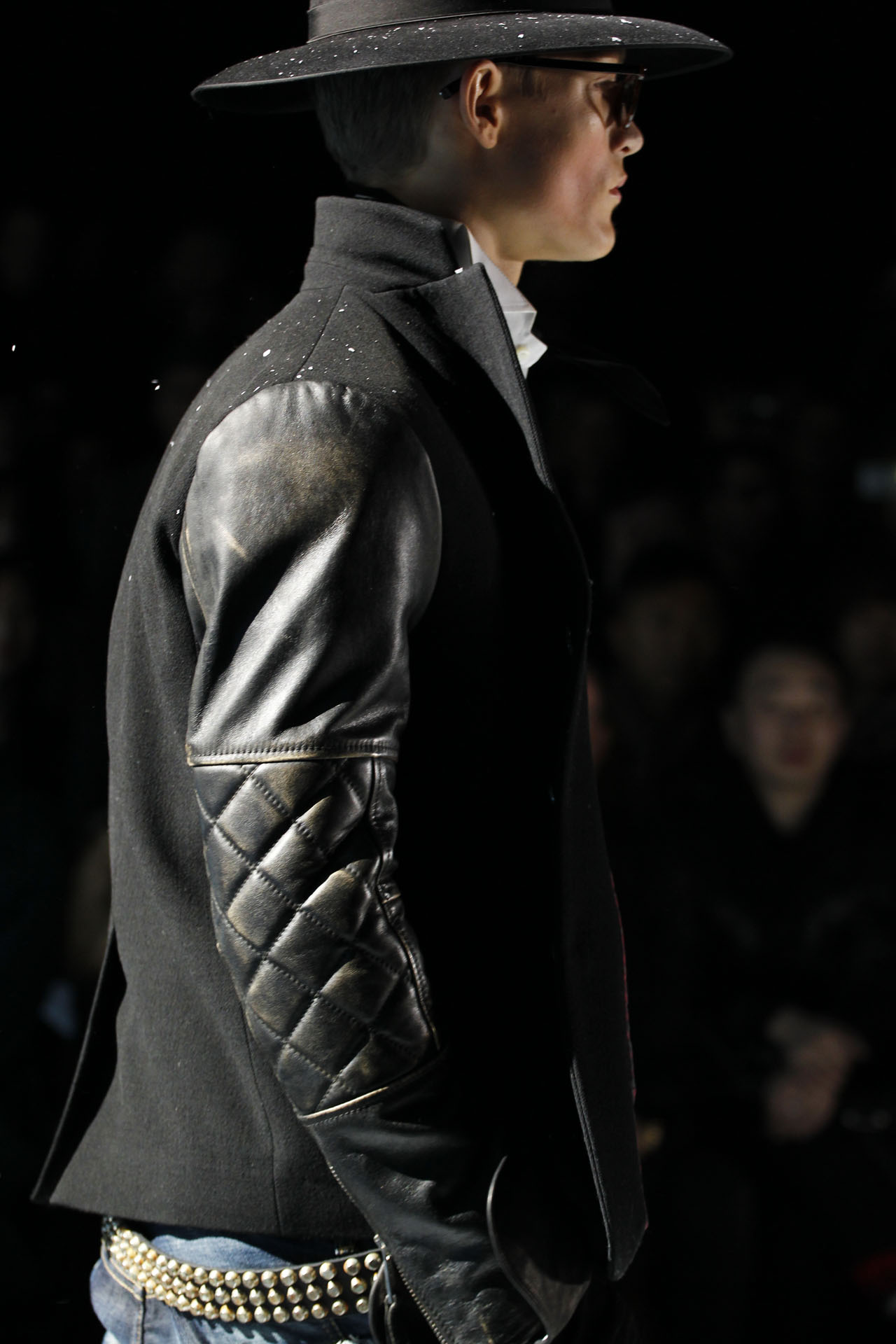 DSquared2 2011�ﶬϸ�ڸ���ͼƬ