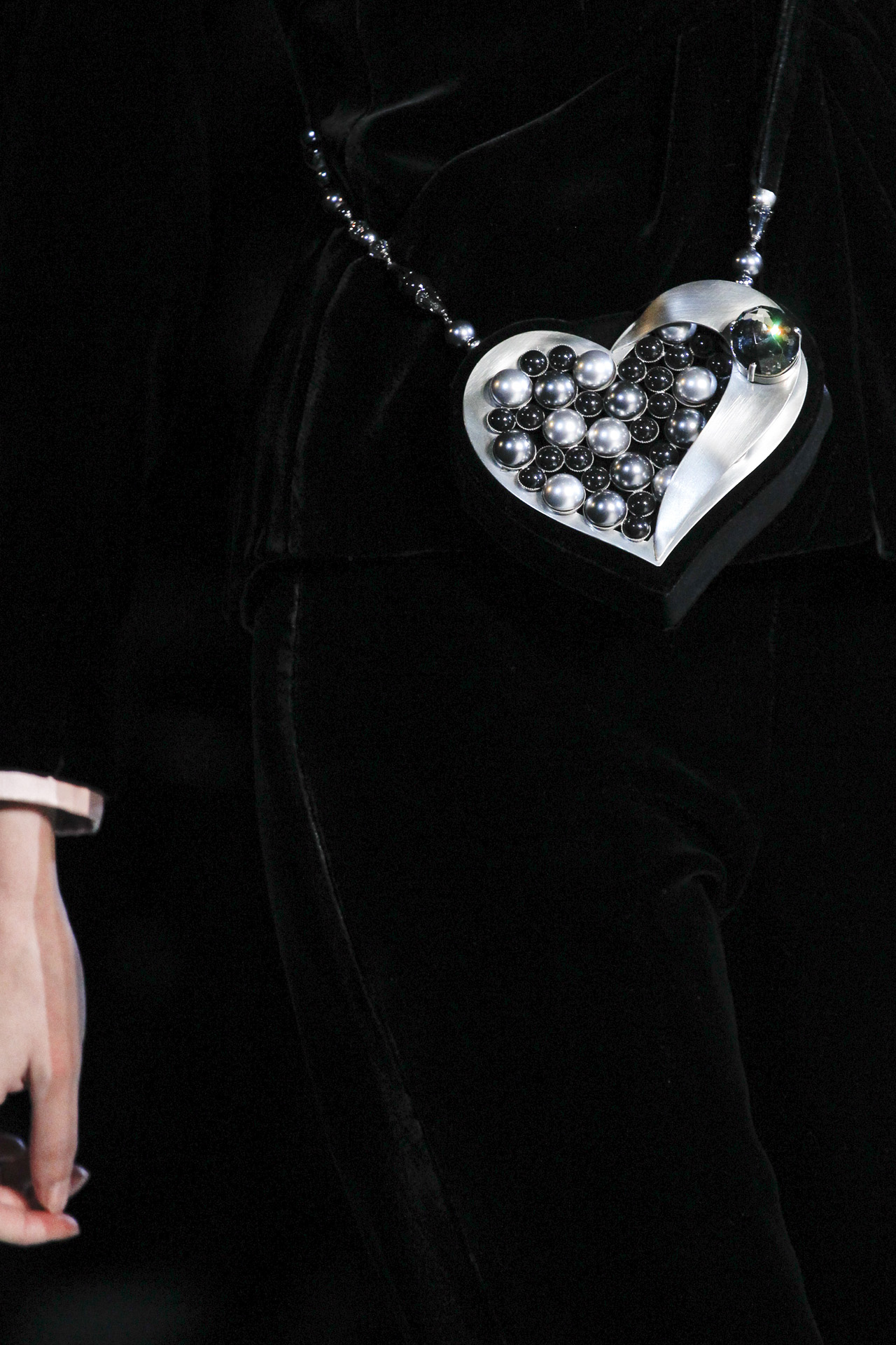 Giorgio Armani 2011�ﶬϸ�ڸ���ͼƬ