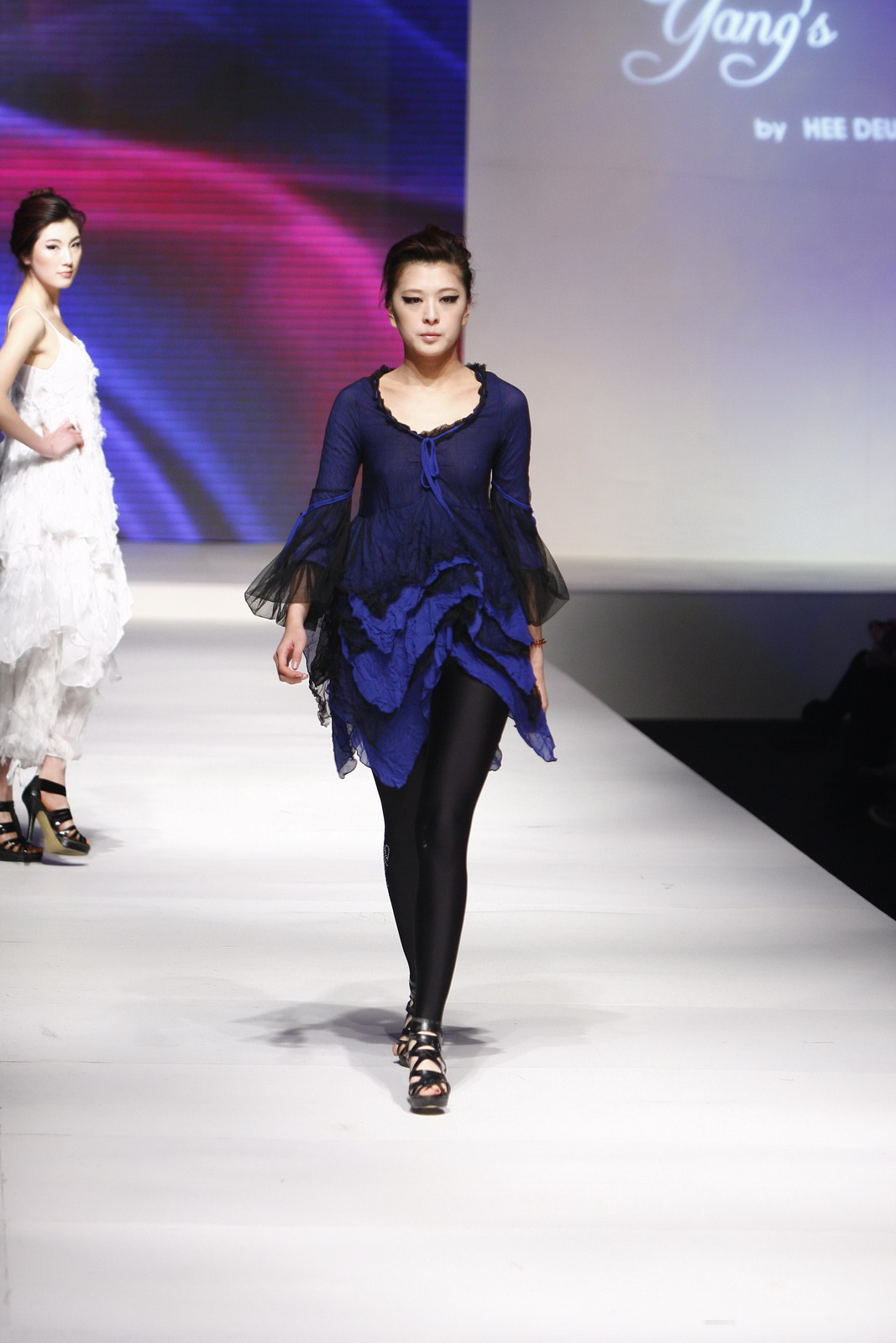 YANG HEE DEUK 2011�ﶬ����ͼƬ