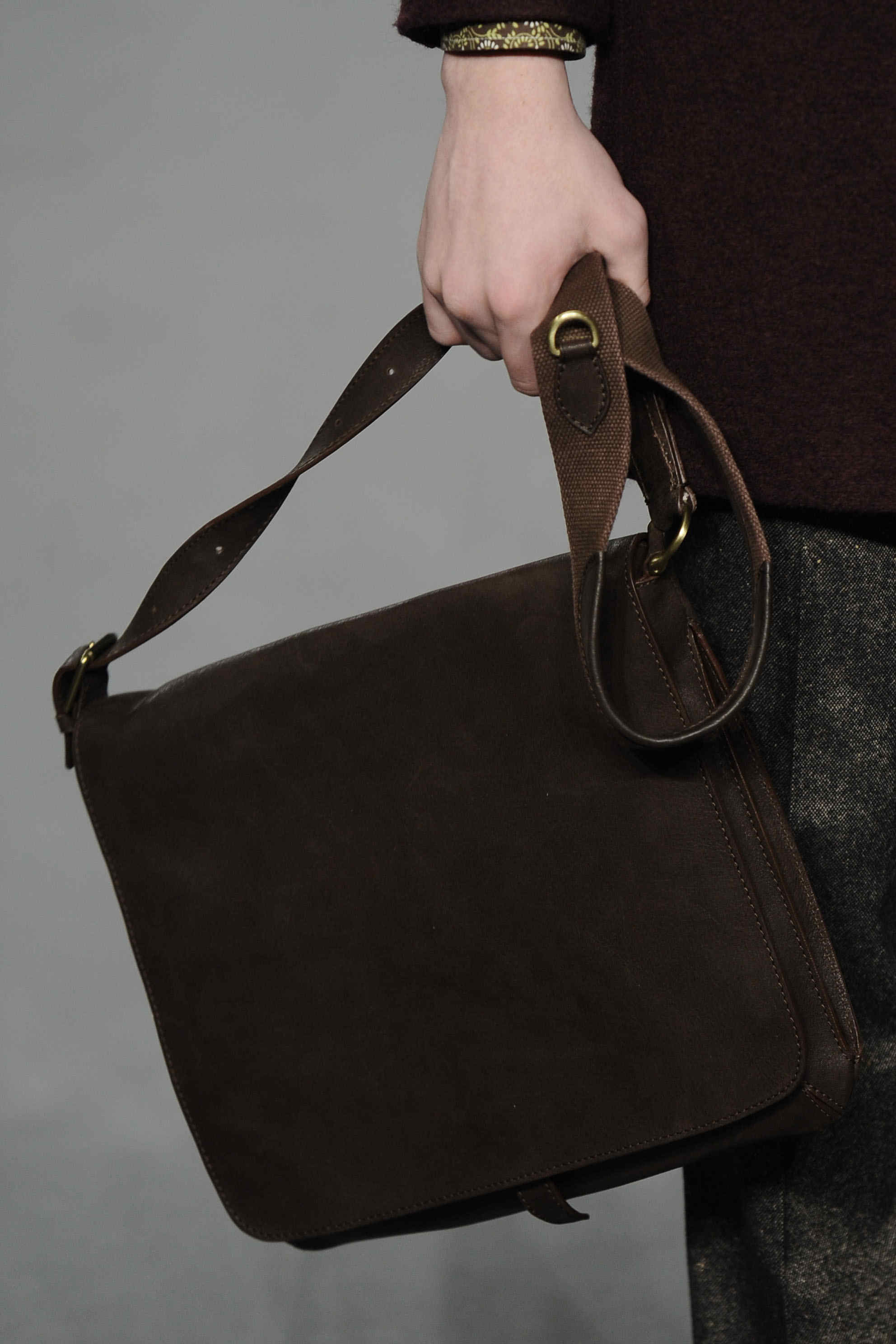 Agnes B 2011�ﶬ��װ���θ���ͼƬ