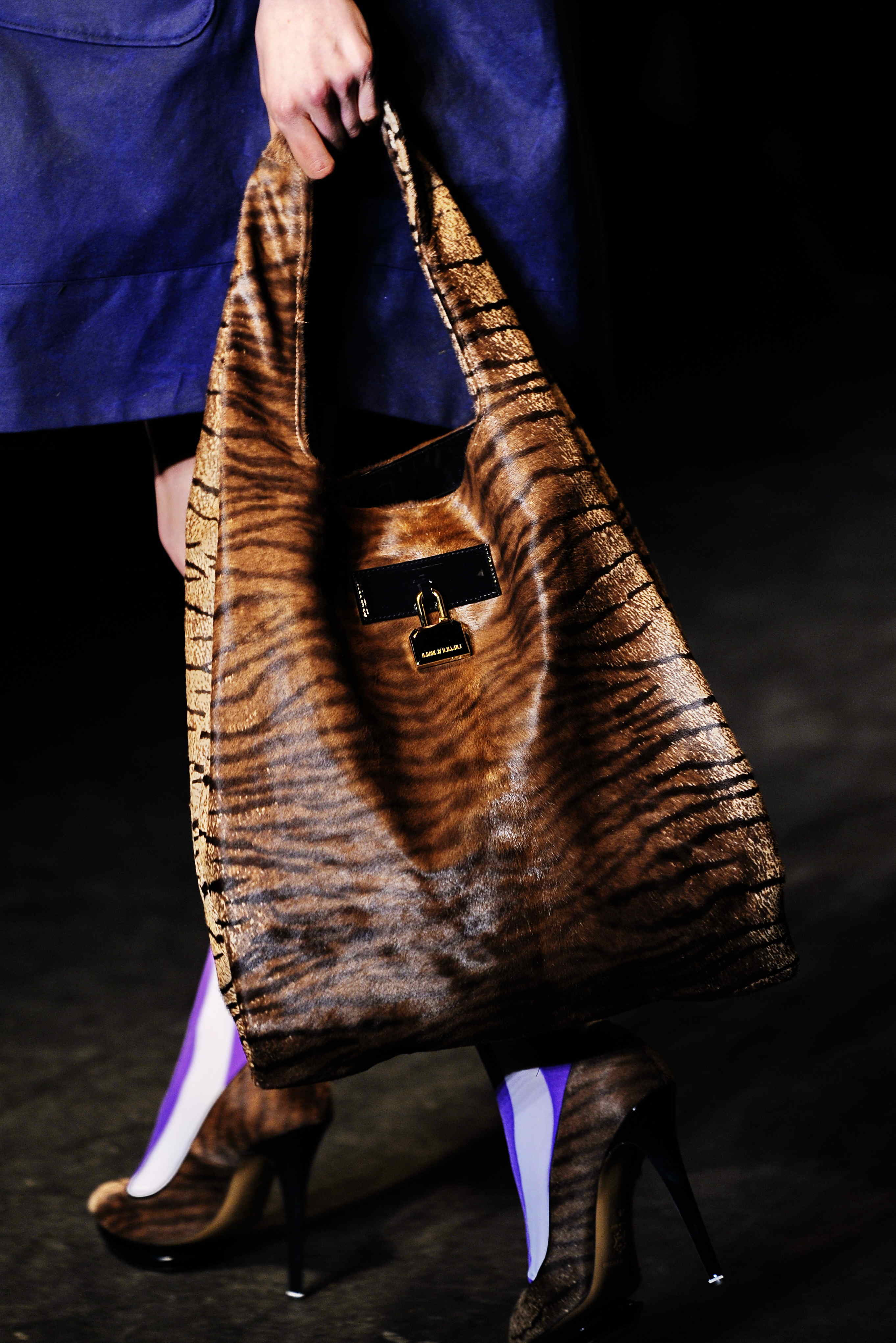House of Holland 2011�ﶬŮʿ�������ͼƬ