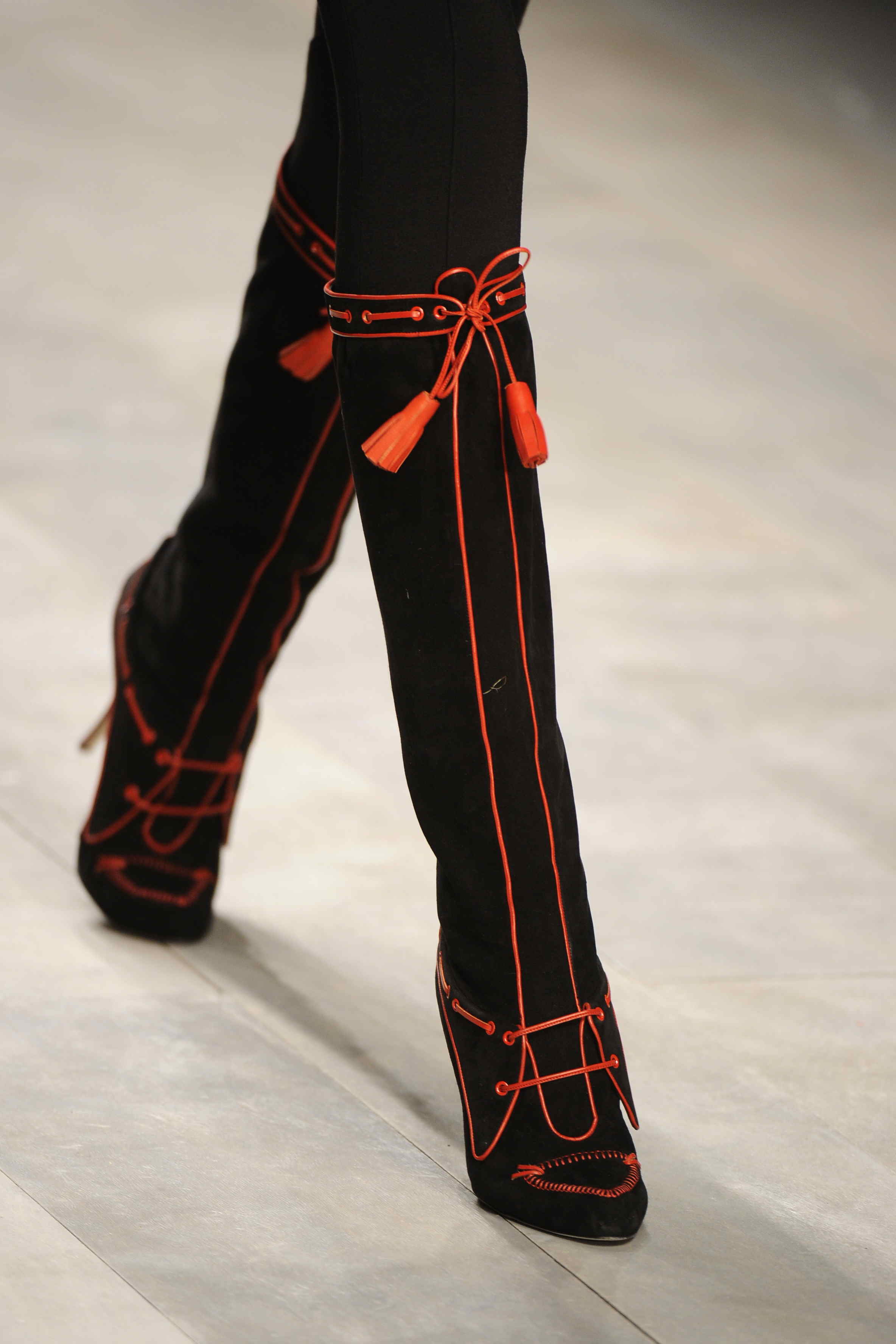 Issa London 2011�ﶬŮʿЬ�ĸ���ͼƬ