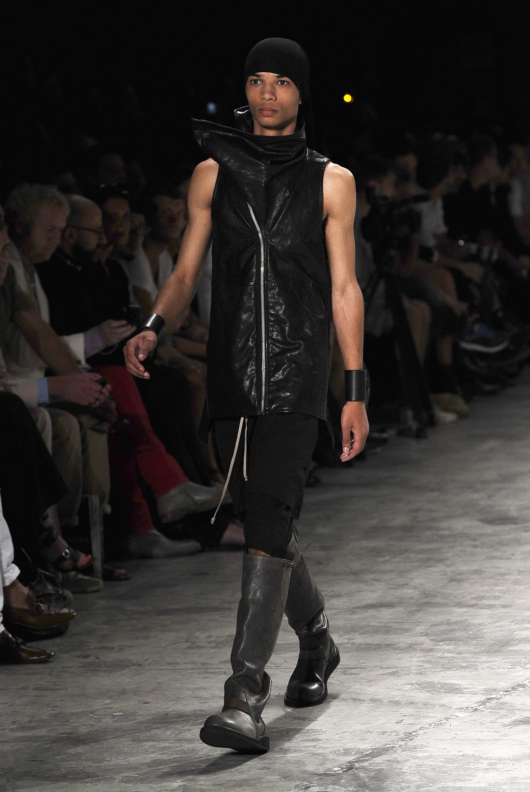 RICK OWENS 11������װ �㳡����ͼƬ