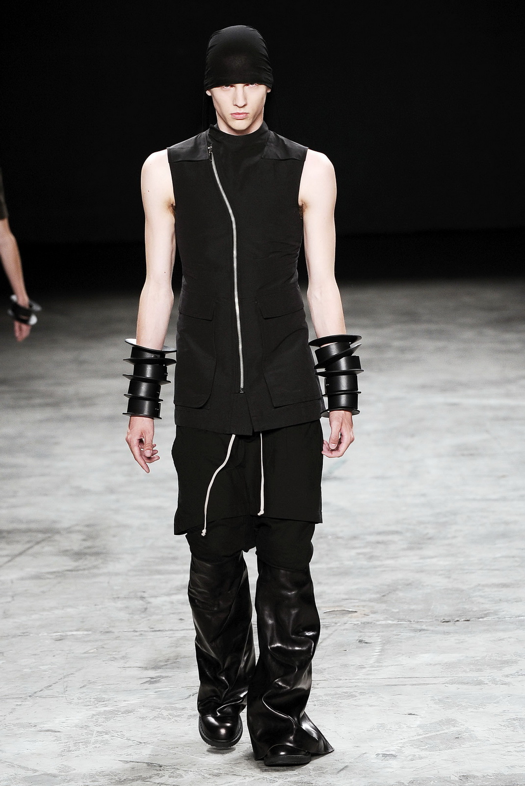 RICK OWENS 11������װ �㳡����ͼƬ