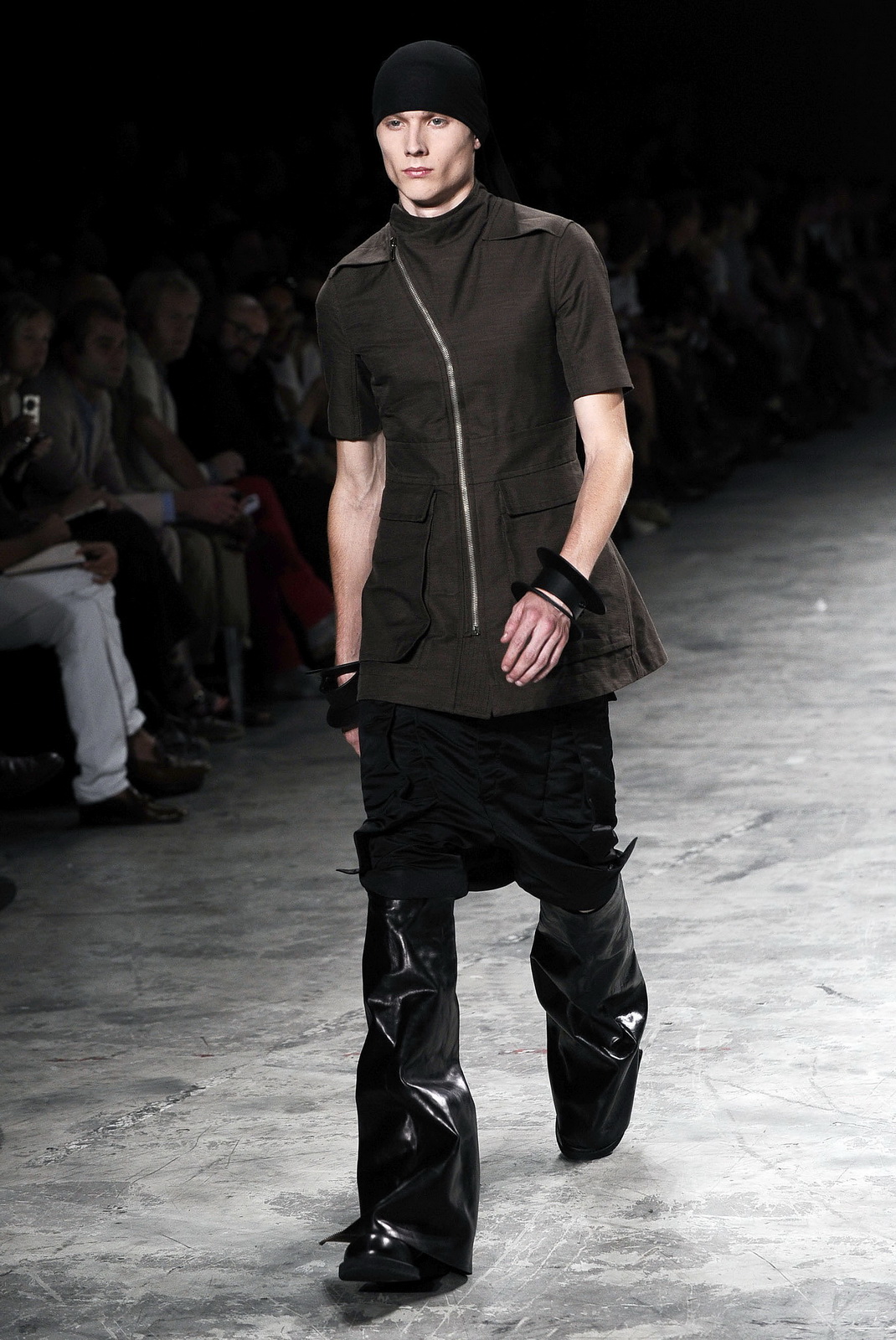 RICK OWENS 11������װ �㳡����ͼƬ