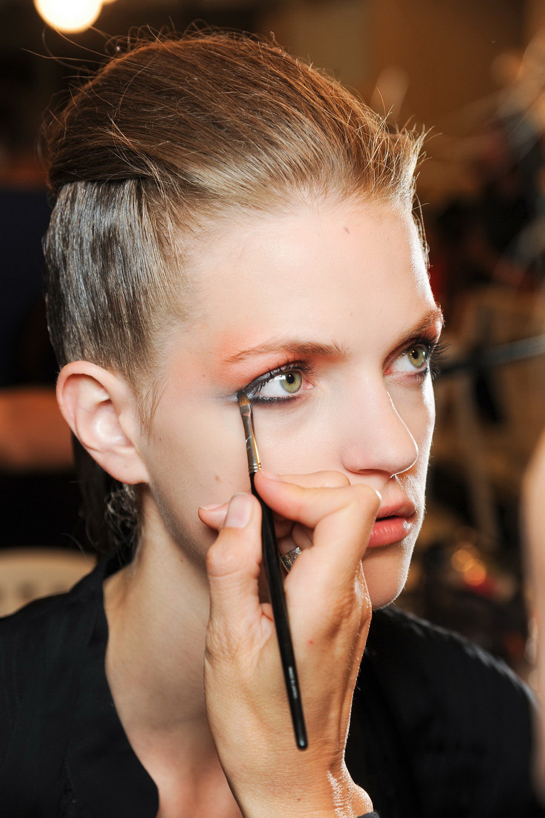 Giorgio Armani Prive  2011�ﶬ�߼����ƺ�̨ ����ͼƬ