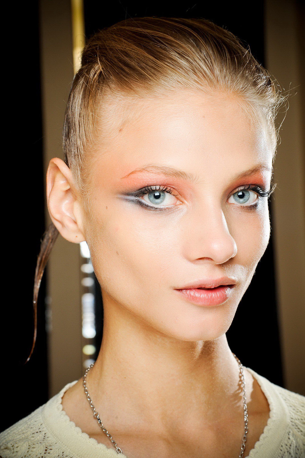 Giorgio Armani Prive  2011秋冬高级定制后台 