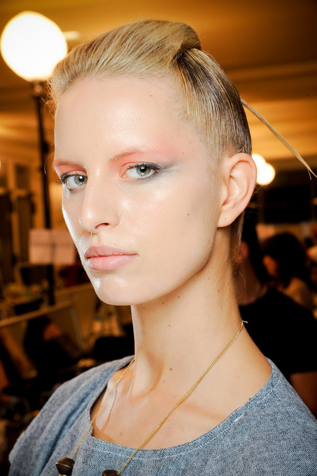 Giorgio Armani Prive  2011秋冬高级定制后台 