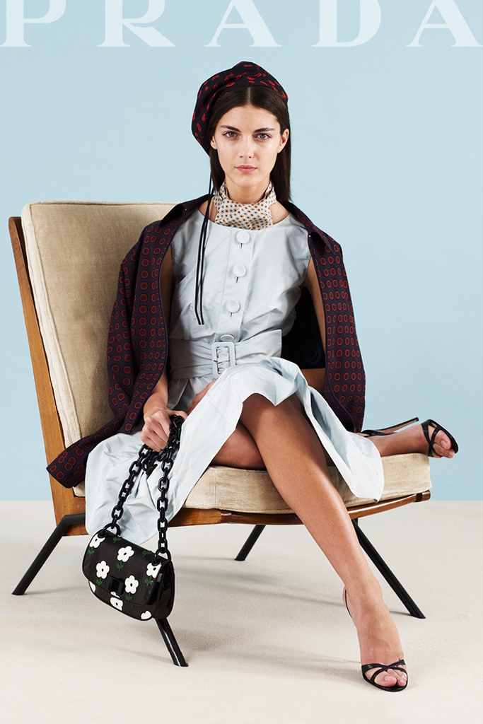 Prada 2012�紺�ɼ�ϵ�и���ͼƬ