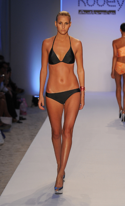 Kooey Swimwear 2012������Ӿװ�㳡����ͼƬ