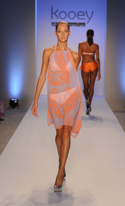 Kooey Swimwear 2012������Ӿװ�㳡����ͼƬ