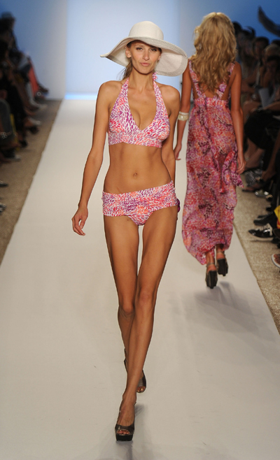 Zingara  2012������Ӿװ�㳡����ͼƬ