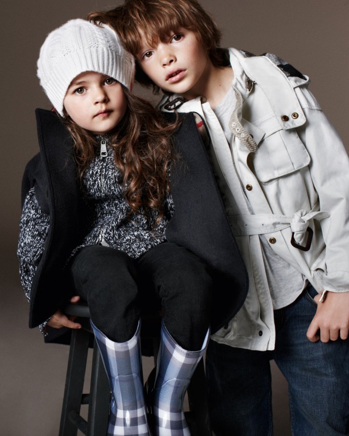 Burberry 2011秋冬 童装广告高清图片
