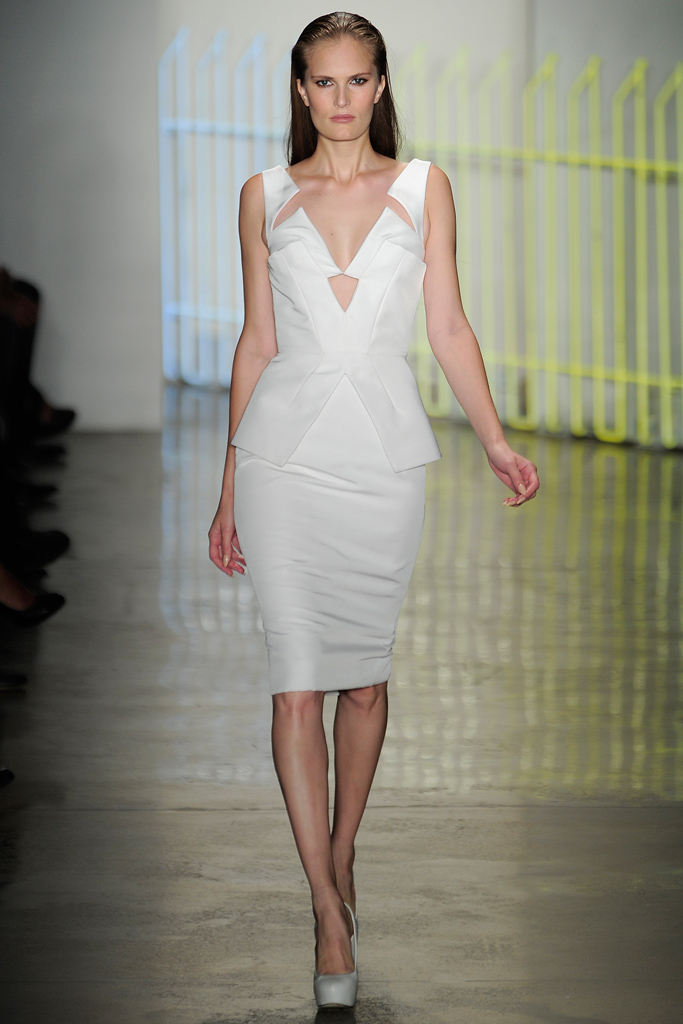 Cushnie et Ochs 2012���ĳ��¸���ͼƬ