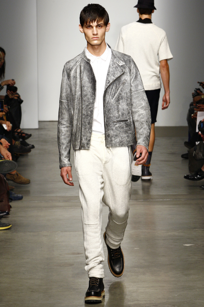 Yigal Azrouel 2012�����㳡����ͼƬ