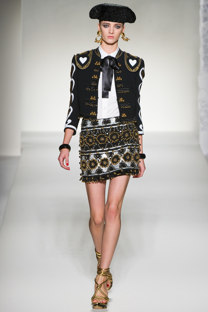 Moschino 2012�����㳡����ͼƬ