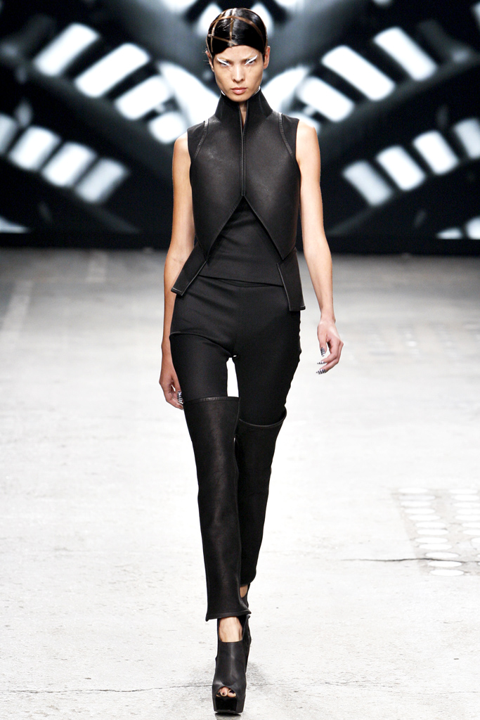 Gareth Pugh 2012春夏秀场