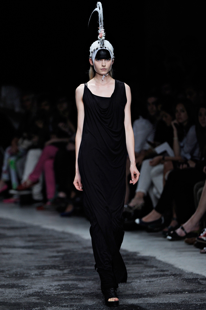 A.F. Vandevorst 2012�����㳡����ͼƬ