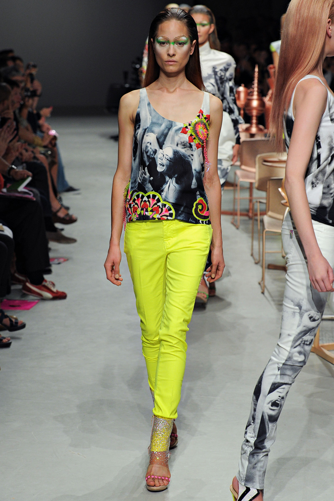 Manish Arora 2012春夏秀场