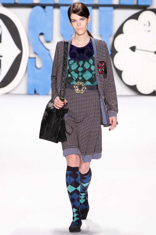 Anna Sui 2012�ﶬ���¸���ͼƬ