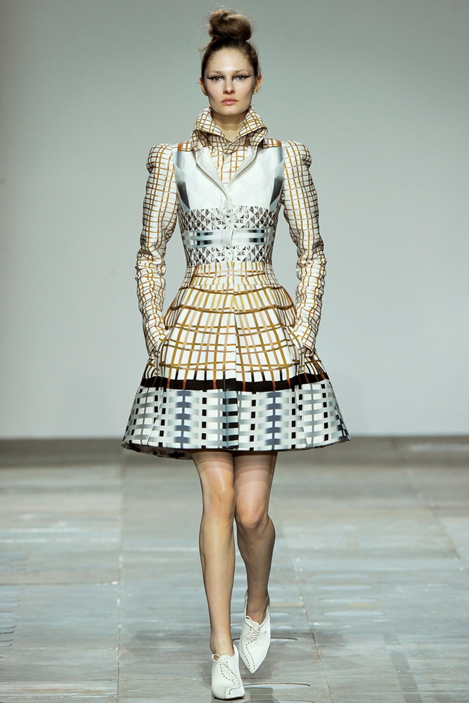 Mary Katrantzou 2012�ﶬ���¸���ͼƬ