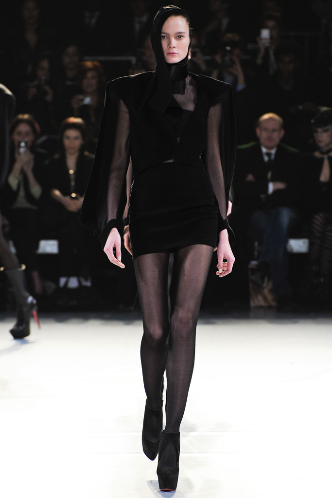 Mugler 2012�ﶬϵ�и���ͼƬ