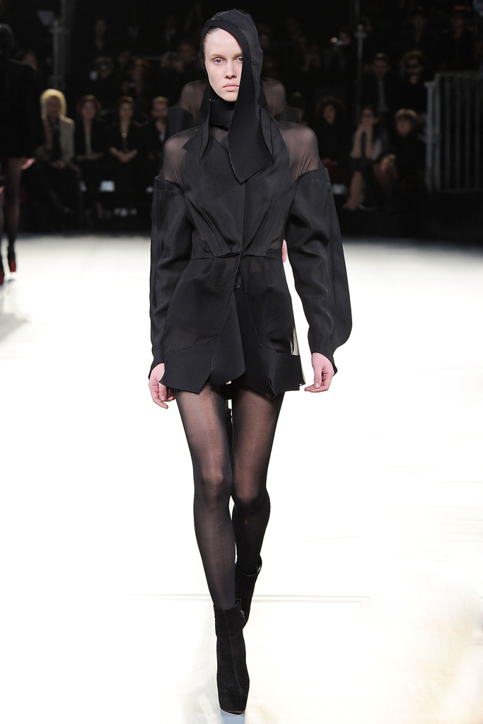 Mugler 2012�ﶬϵ�и���ͼƬ