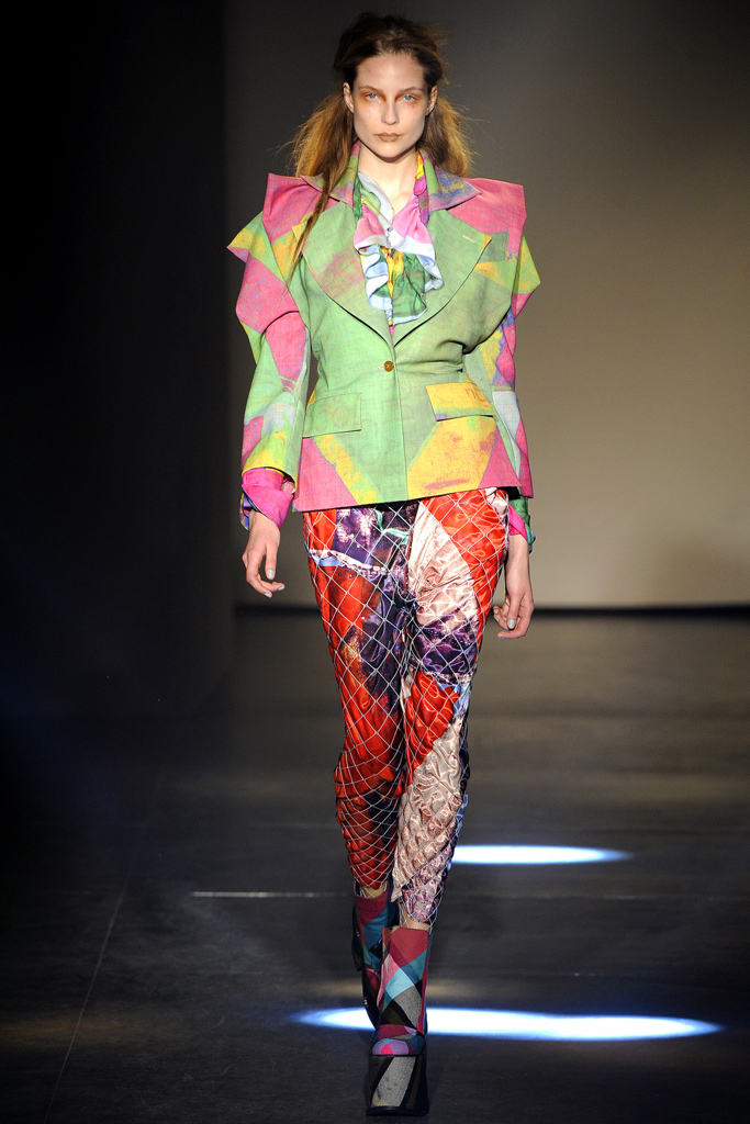 Vivienne Westwood 2012�ﶬϵ�и���ͼƬ