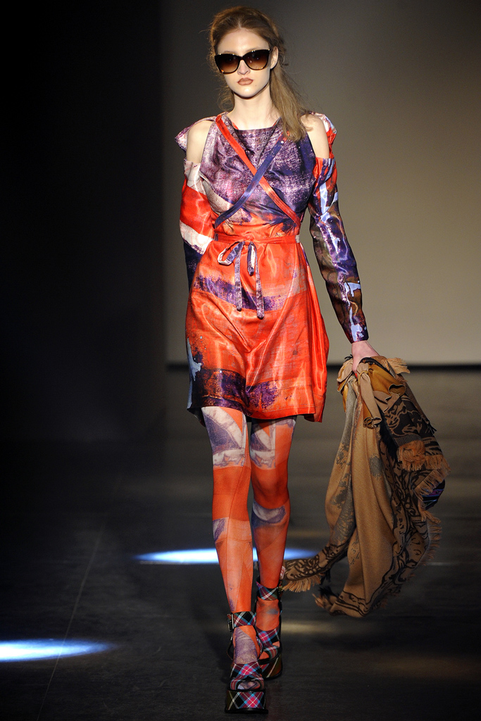 Vivienne Westwood 2012�ﶬϵ�и���ͼƬ