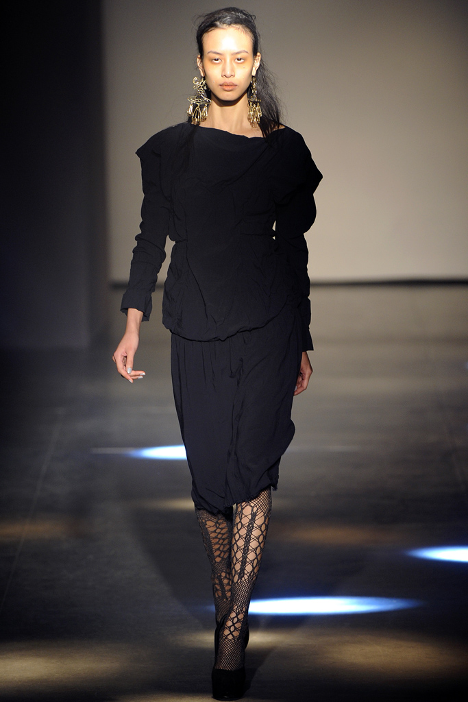 Vivienne Westwood 2012�ﶬϵ�и���ͼƬ