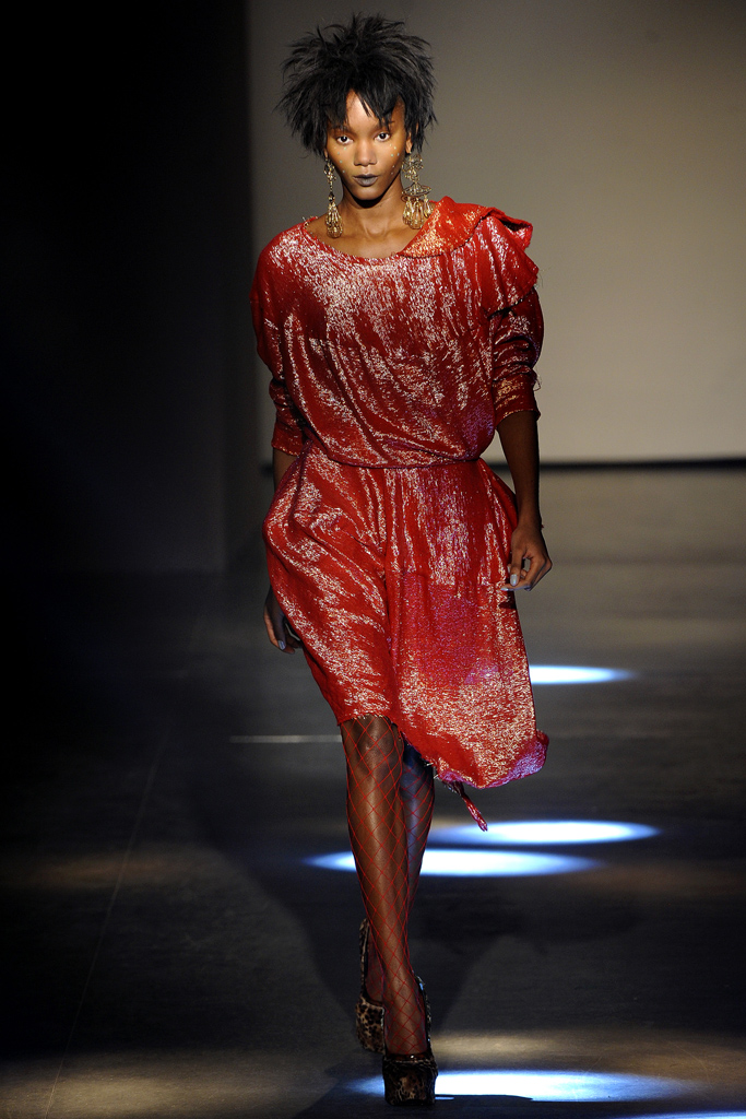 Vivienne Westwood 2012�ﶬϵ�и���ͼƬ