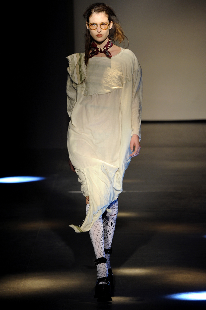 Vivienne Westwood 2012�ﶬϵ�и���ͼƬ