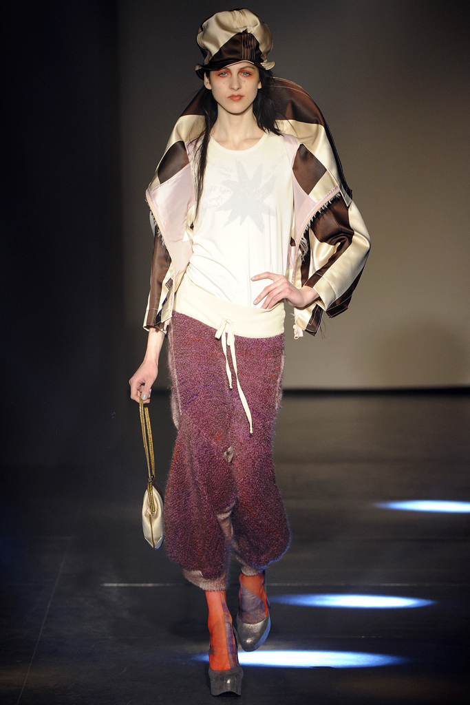 Vivienne Westwood 2012�ﶬϵ�и���ͼƬ