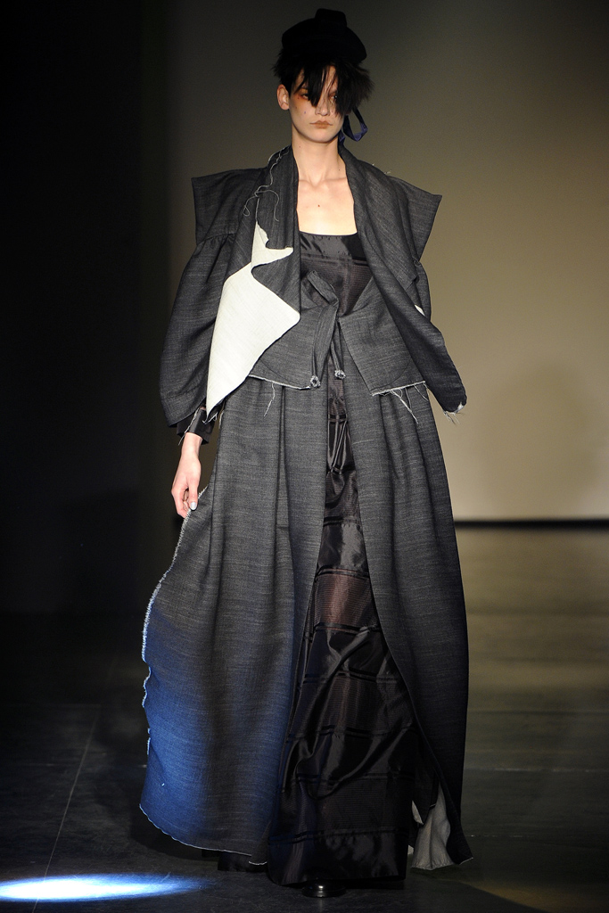 Vivienne Westwood 2012�ﶬϵ�и���ͼƬ