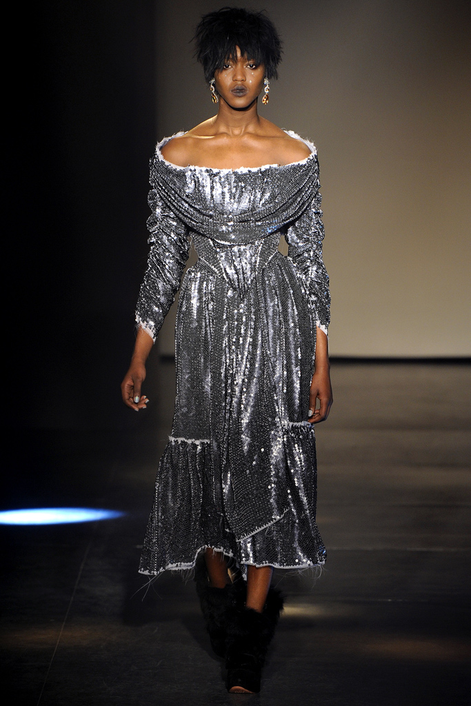 Vivienne Westwood 2012�ﶬϵ�и���ͼƬ